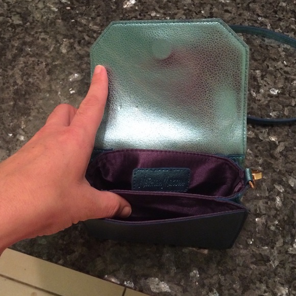 Sold❗️Cross body - Picture 3 of 4