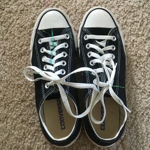 Black and white converse