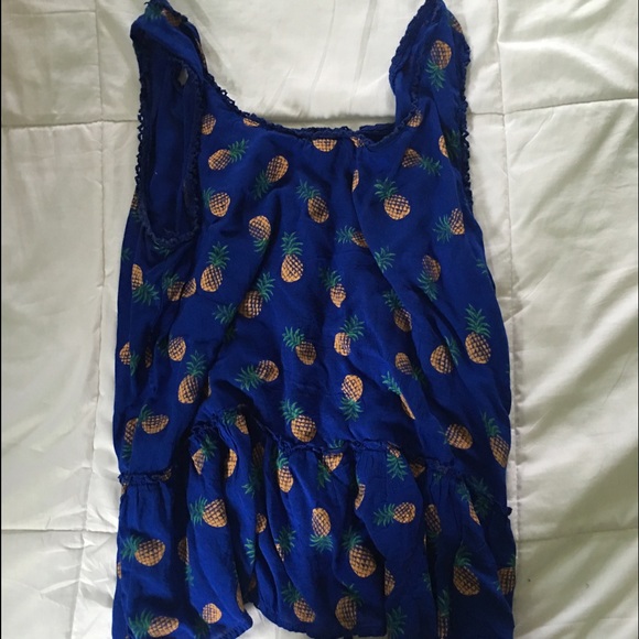 Pineapple tank shirt - Picture 1 of 2