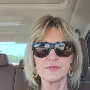 Meet your Posher, Patricia