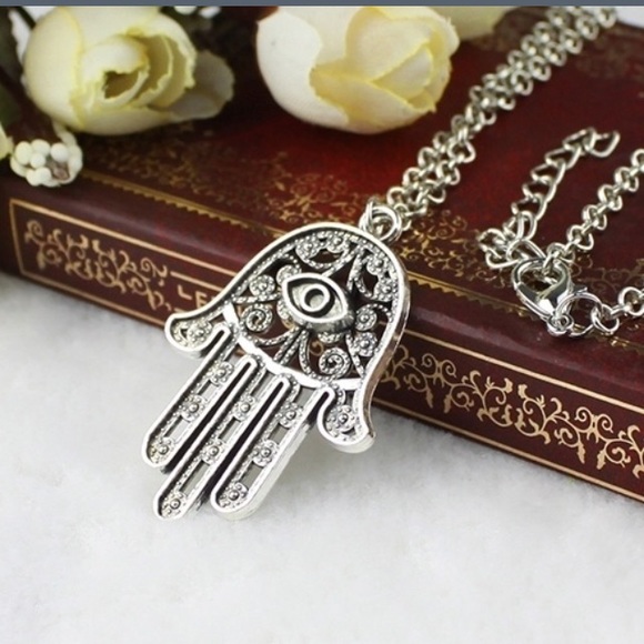Hamsa Fatima Hand Pendant - Picture 2 of 4