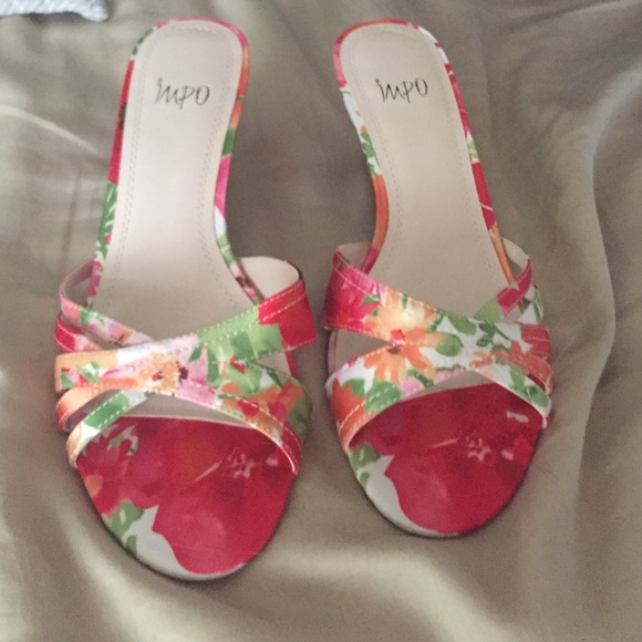 Flower heels