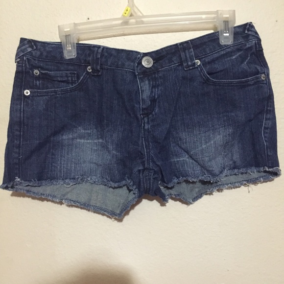 RUE 21 JEAN SHORTS - Dark Blue