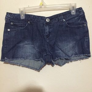 RUE 21 JEAN SHORTS - Dark Blue