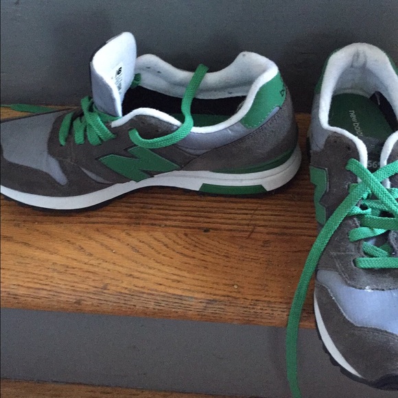 New balance men's shoes