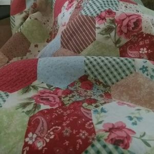 Meet your Posher, Melissa