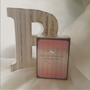 NEW!! Victoria's Secret Bombshell Perfume