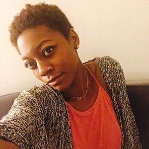 Meet your Posher, Alexus