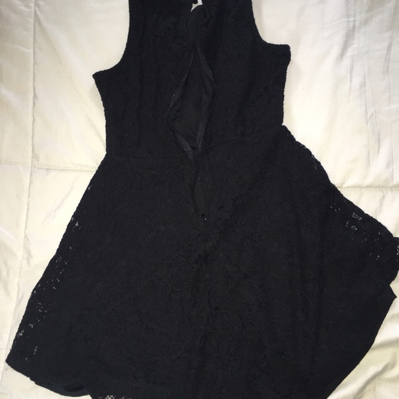 black lace skater dress - Picture 3 of 3