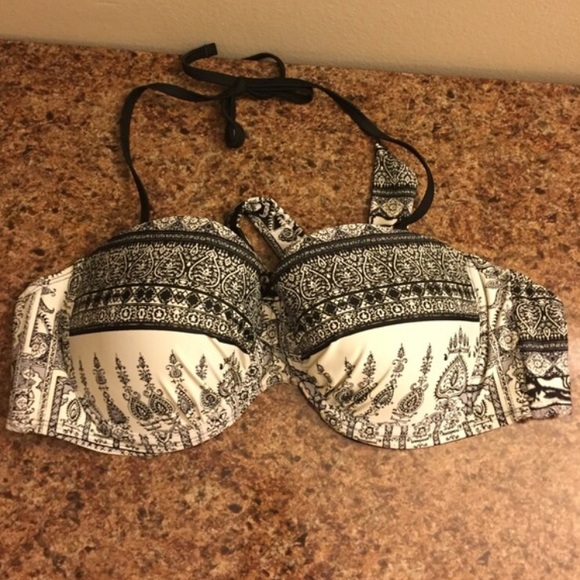 Other - Strapless push up Bikini Top NWOT