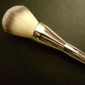 Make up brush