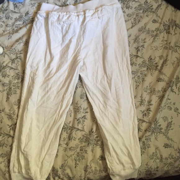 White capris - Picture 2 of 2