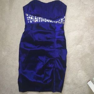 ✨ Strapless Dress ✨ (only worn once!)