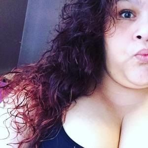 Meet your Posher, Ester