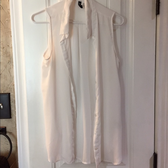 H&M sleeveless sheer shirt