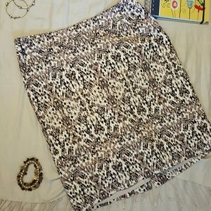 Merona pencil skirt 🌟 with pockets🌟