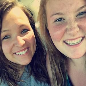 Meet your Posher, Tia