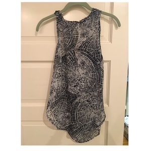 Ovi black and white tank top blouse