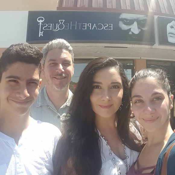 Meet your Posher, Alexis - Picture 1 of 1