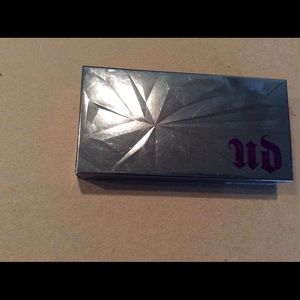 Urban Decay Shattered Face Case