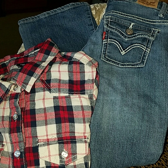 Levi jeans sz12 girls boot cut in gr8t shape!! - Picture 1 of 3