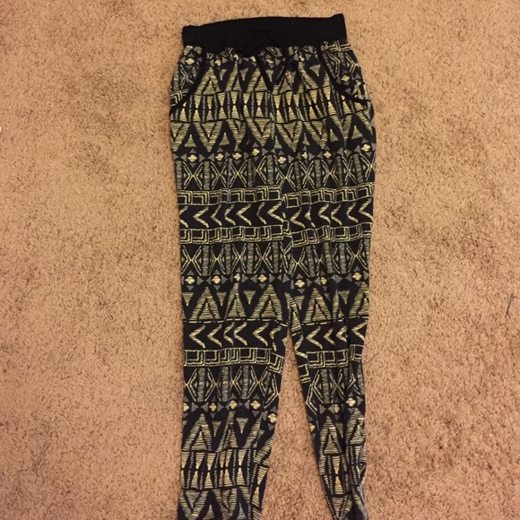 Printed pants