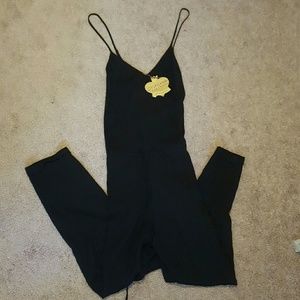 Black lightweight jumper -so chic- NWT