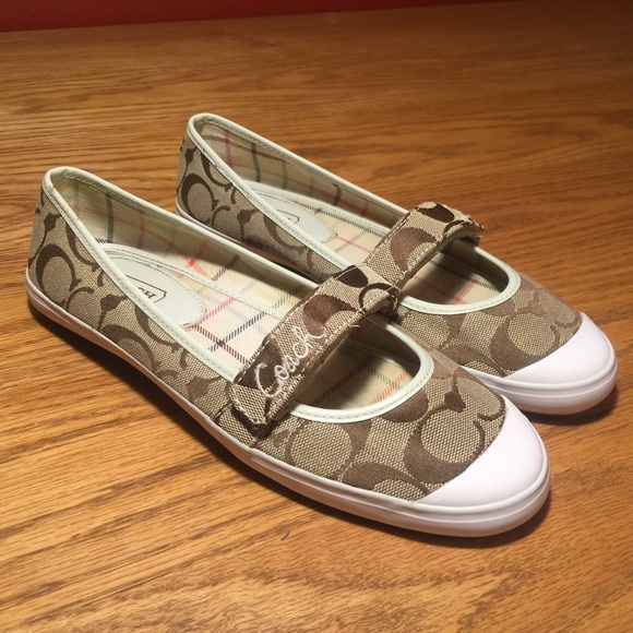 BNWOT Coach Maryjane slip-ons "Margot" - SZ 7.5M