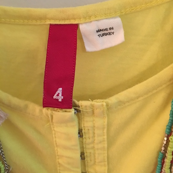 🎉NEW ITEM! Yellow hook front tank🎉 - Picture 2 of 3