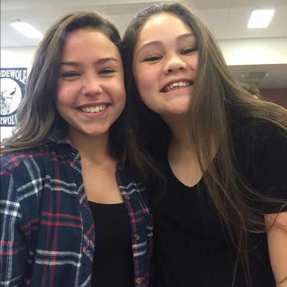 Meet your Posher, Maya