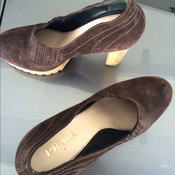 Prada shoes! Don't want to miss this deal!!