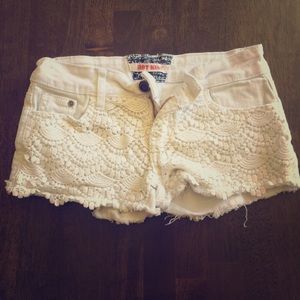 Cici Short Hot Kiss lace shorts