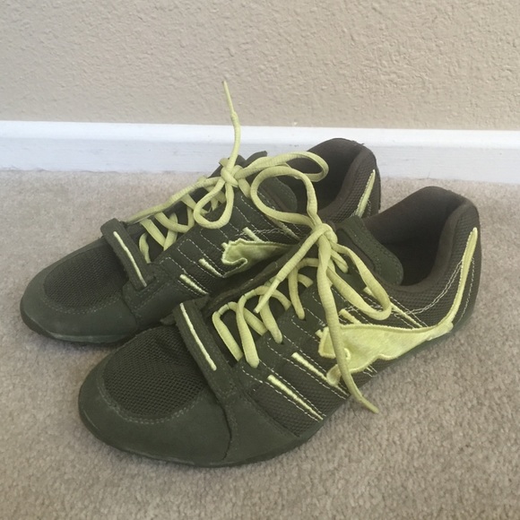 Puma Rare Shoes Size 6