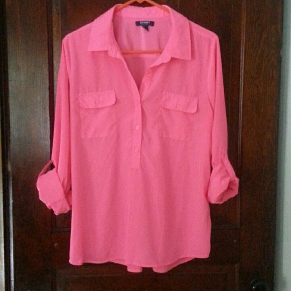 Old Navy bright pink blouse