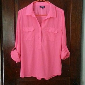 Old Navy bright pink blouse