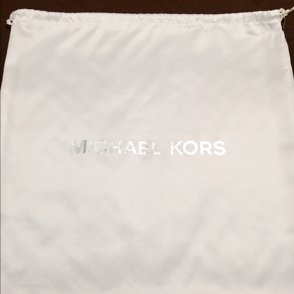 Michael Kors dustbag 💨🌫