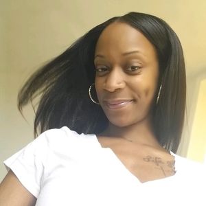 Meet your Posher, Ebony