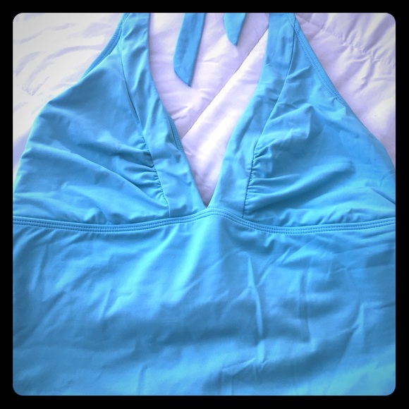 👙👙Summer Sale 👙👙 Athleta  tankini top