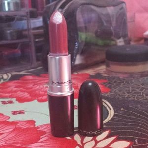 Mac lipstick Finally Free