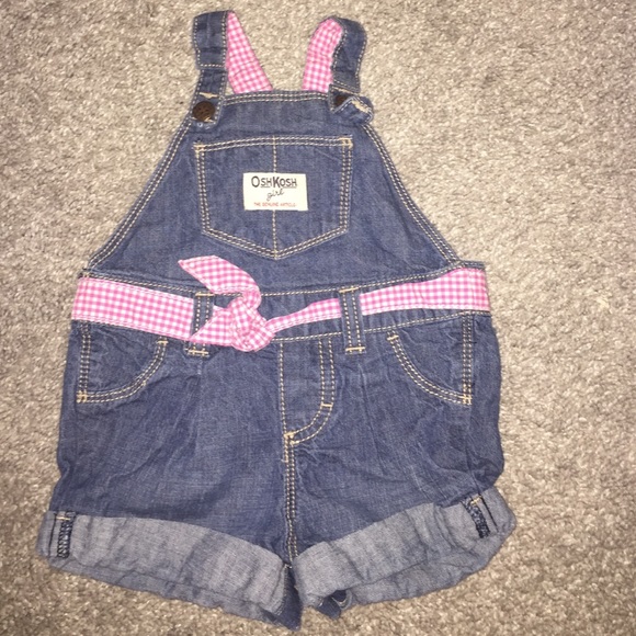 🔺SOLD🔺 Oshkosh B'Gosh 9 Month Overalls - Picture 2 of 4
