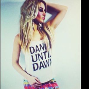 🔴Dance Til Dawn Graphic Tank💃