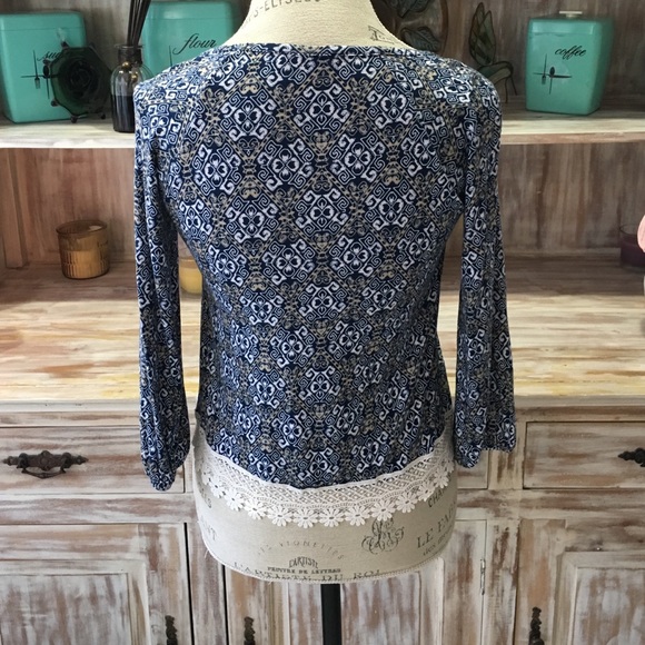 NWOT "Shorelines" crochet-hem patterned top - Picture 3 of 3