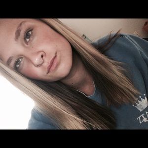 Meet your Posher, Kenzie