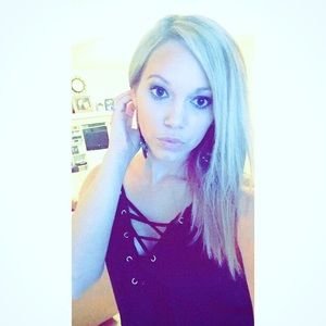 Meet your Posher, Ashley