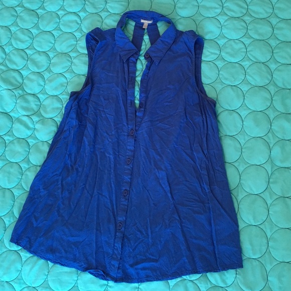 Blue collared tank with cut outs in back - Picture 1 of 2