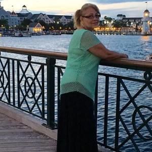 Meet your Posher, Sonia