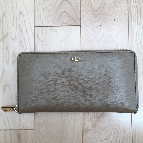 Ralph Lauren tan clutch/wallet