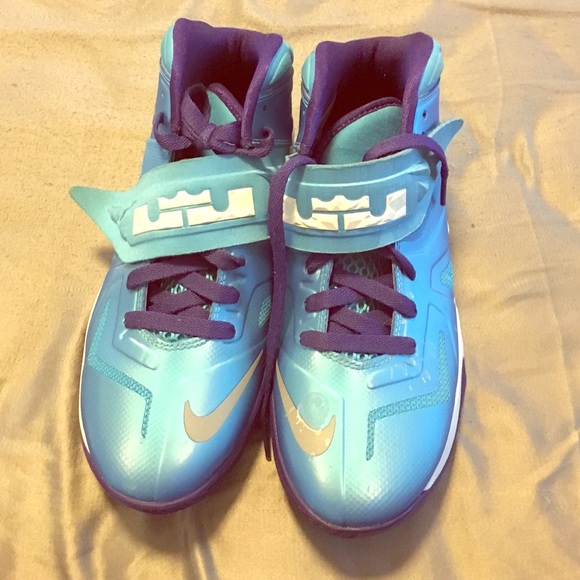 Blue & Purple Kd's
