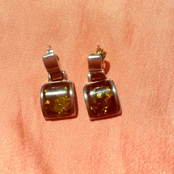☀️SALE☀️Sterling Silver 925 & Green Amber Earrings
