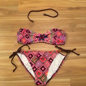 Billabong strapless Aztec print bikini